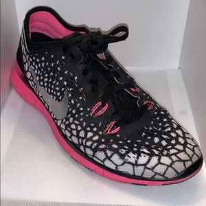 Nike 5.0 Running Shoes - Pink / Silver Free Train